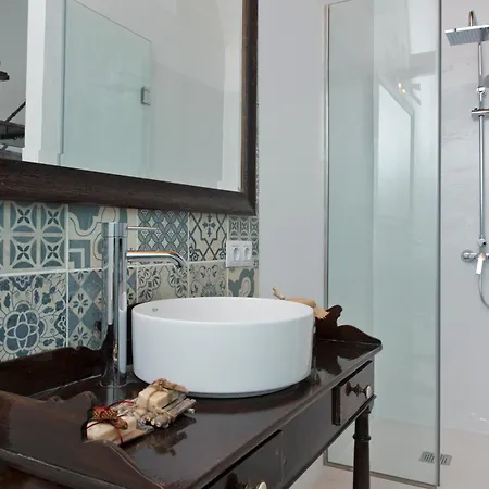 Isolina Boutique - Adults Recommended Hotel 4*