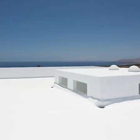 Isolina Boutique - Adults Recommended