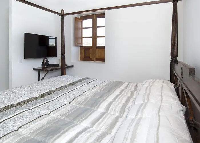 Isolina Boutique - Adults Recommended מלון Mácher