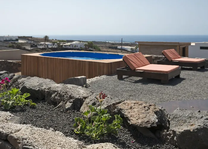 Isolina Boutique - Adults Recommended 4* Mácher