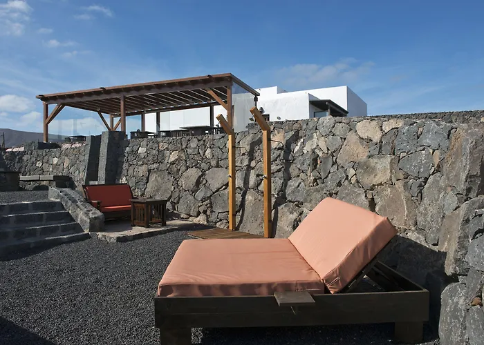 Isolina Boutique - Adults Recommended 4*